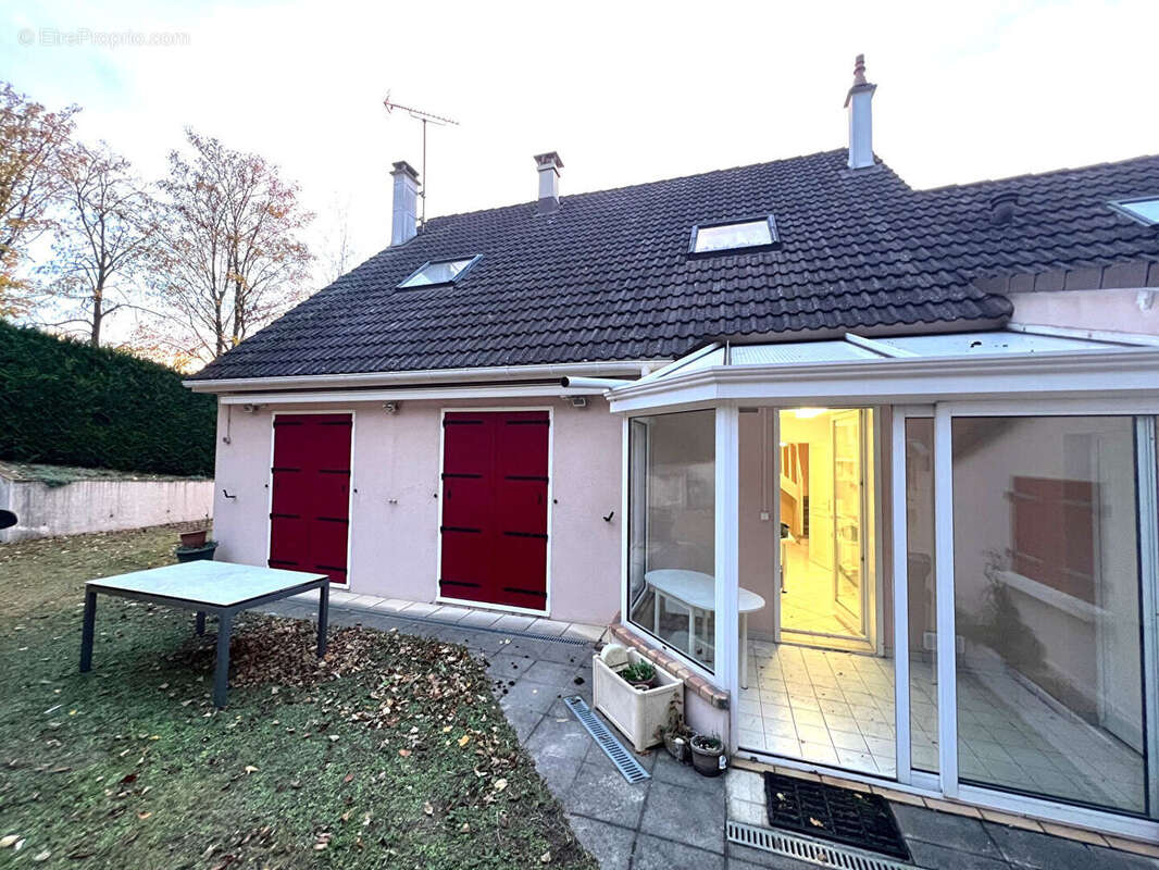 Maison à MANTES-LA-VILLE