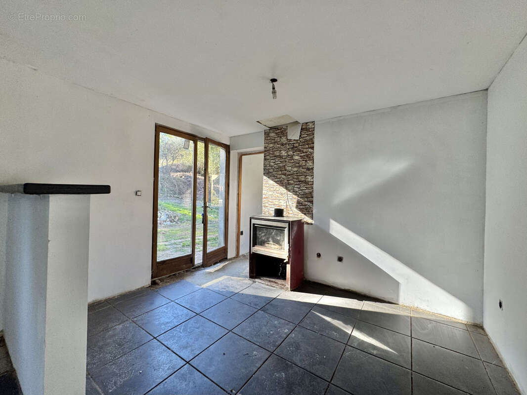 Maison à PIETS-PLASENCE-MOUSTROU