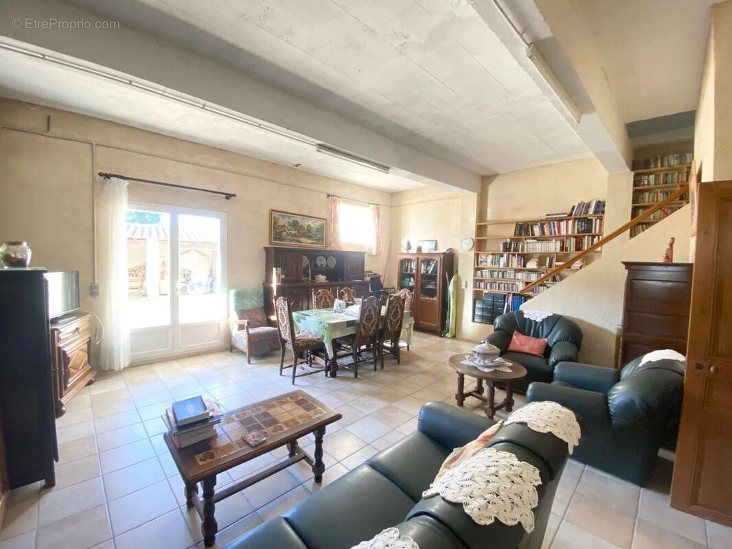 Maison à PEYRIAC-MINERVOIS