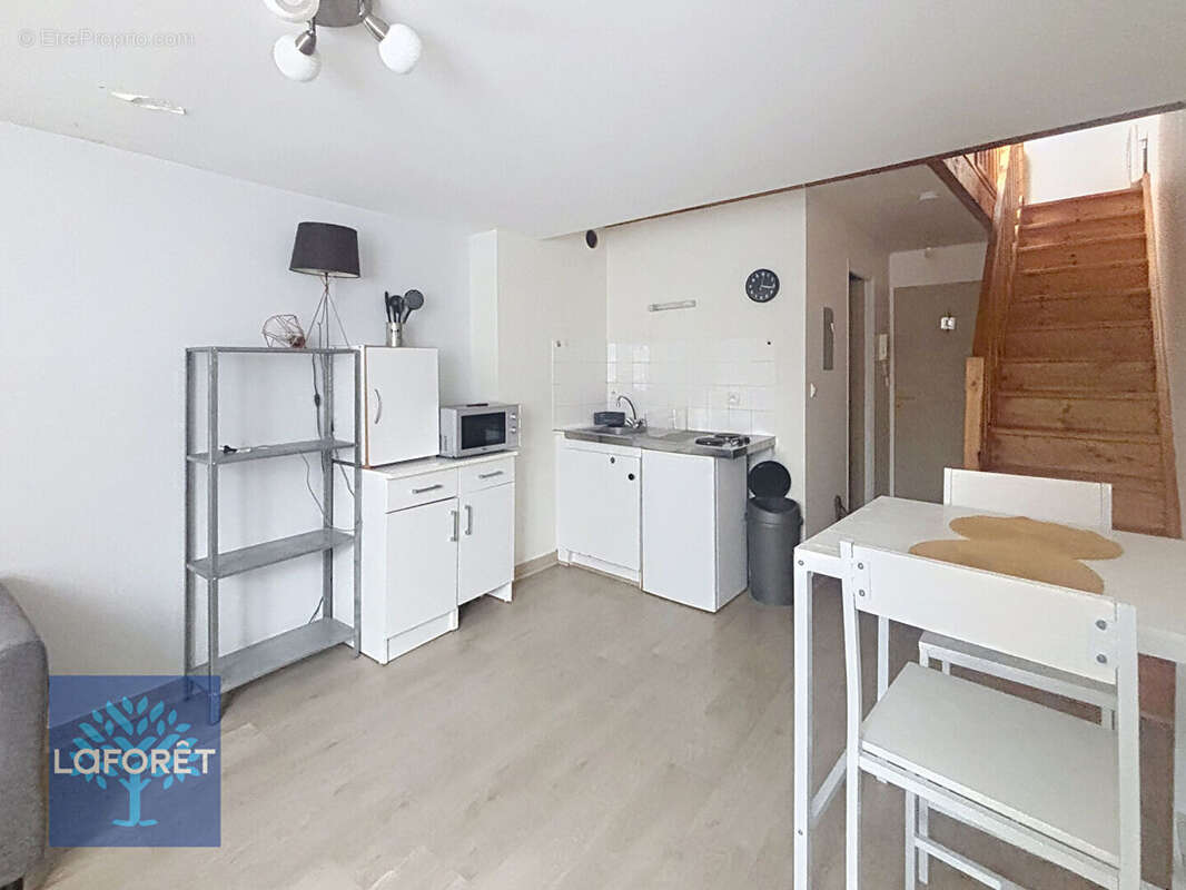 Appartement à FOUGERES