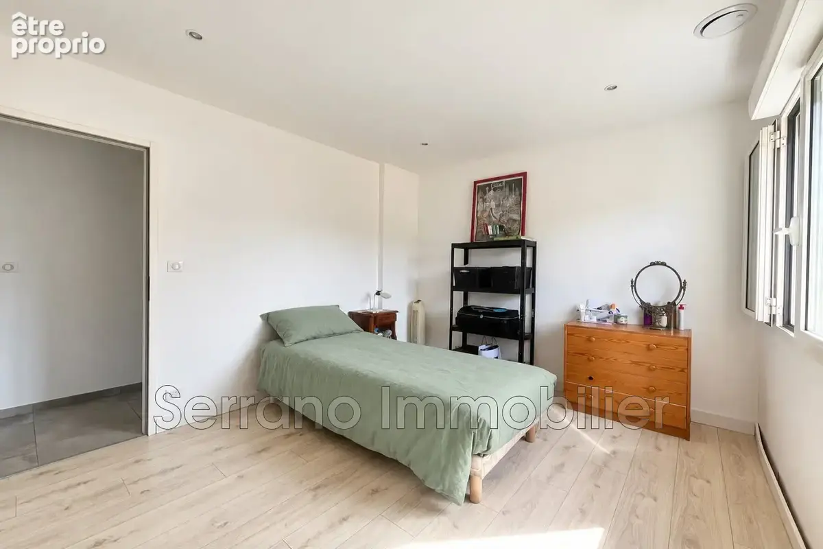 Maison 5 pièces 139 m² à vendre à Beaucaire (30300) - photo 8