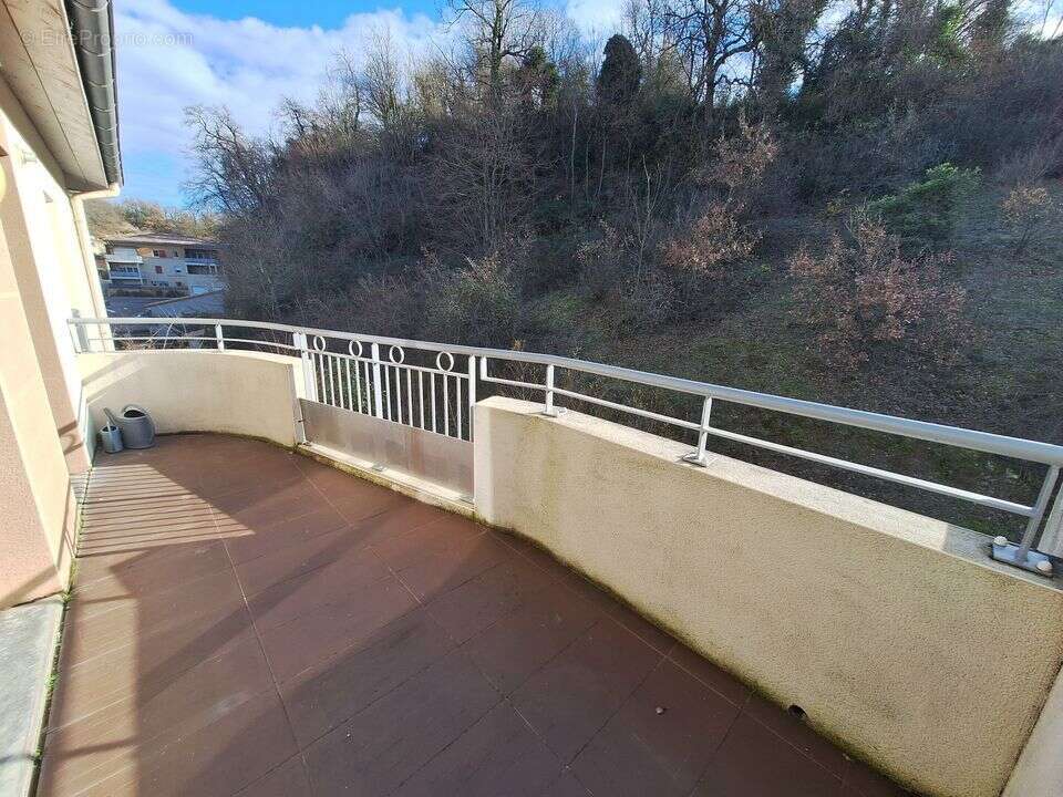 Appartement à CHATEAUNEUF-SUR-ISERE