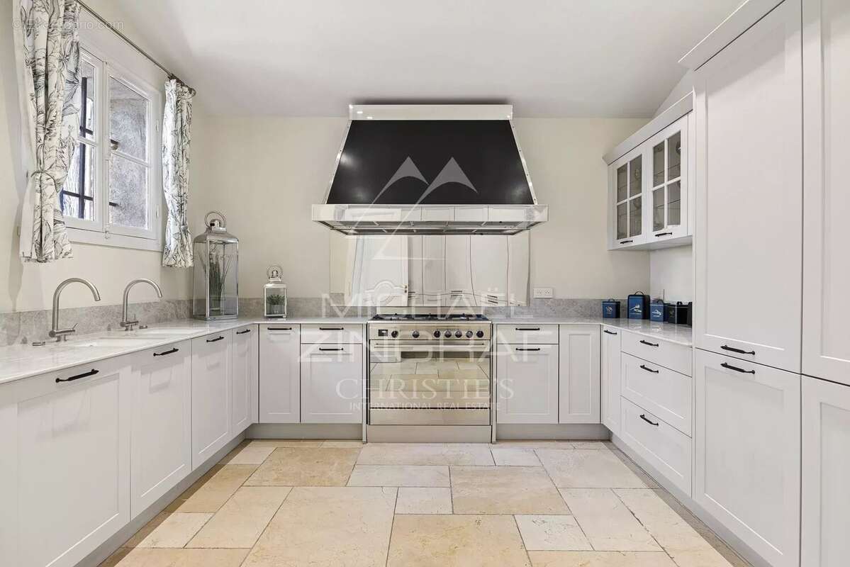 Maison à ANTIBES