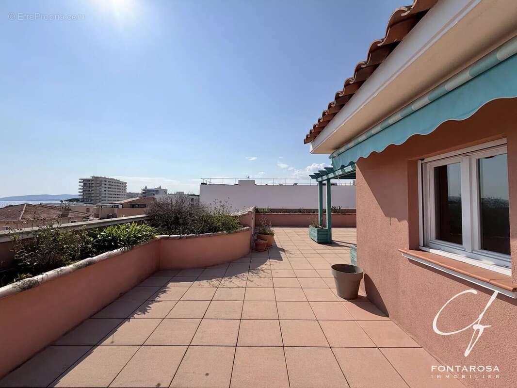 Appartement à FREJUS