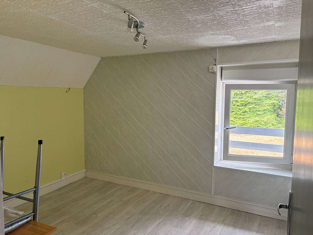 A vendre Bignan, maison 103m², 3 chambres, terrain d'environ 1190m² - photo 9
