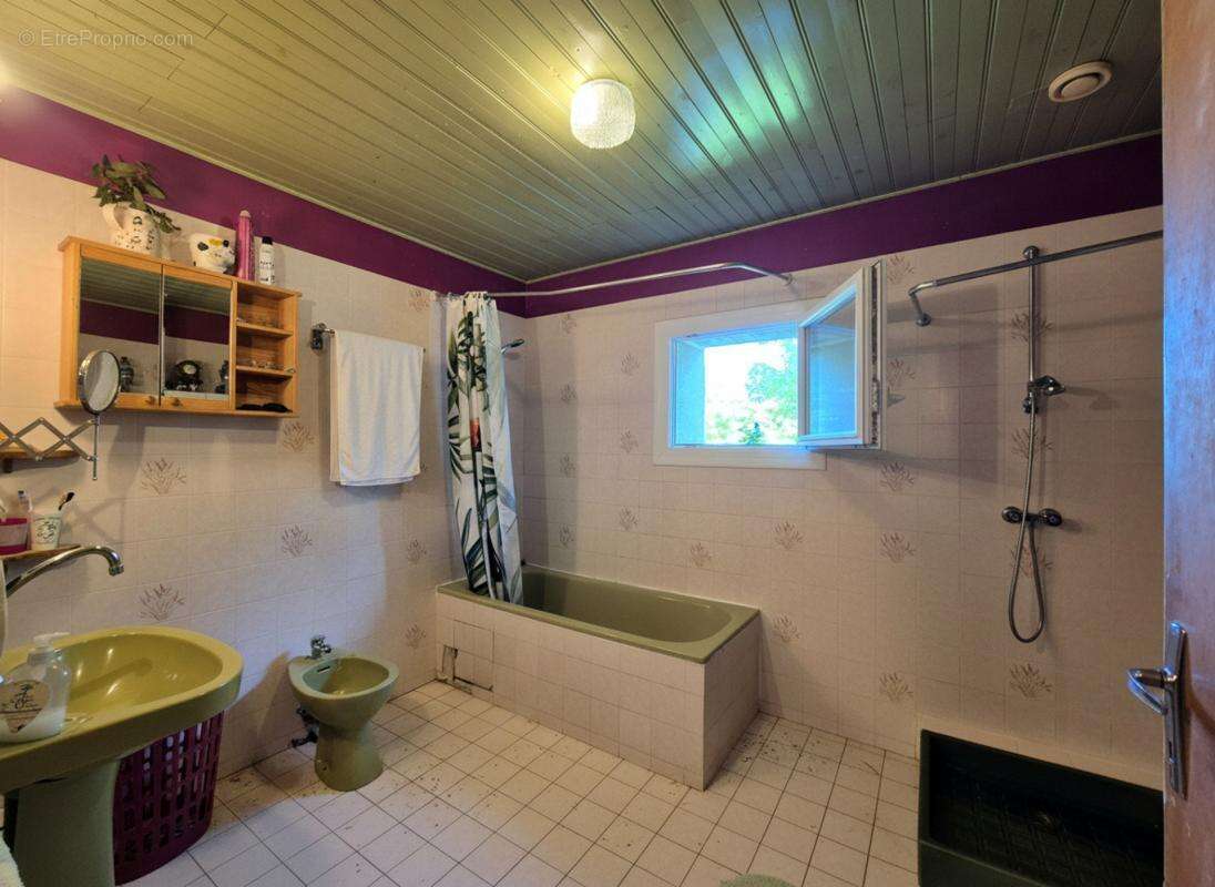 Maison en pierre avec beau terrain – cadre exceptionnel, sur le chemin de Saint-Jacques, à LA ROMIEU (32480) - photo 13