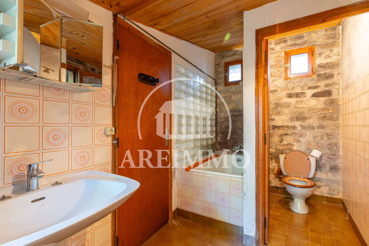 Maison à SAINT-MARTIN-DE-LONDRES