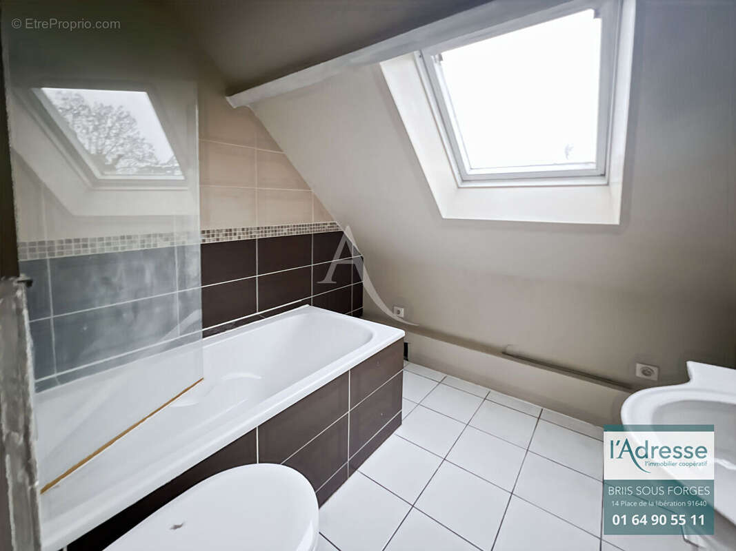 Appartement à VAUGRIGNEUSE