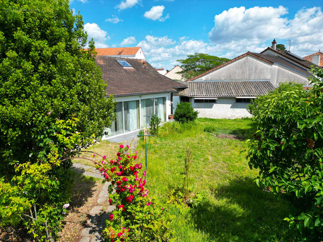 Maison à CHATELLERAULT