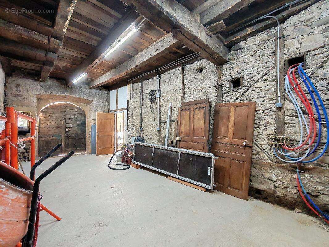 Maison à SAINT-GENIEZ-D'OLT