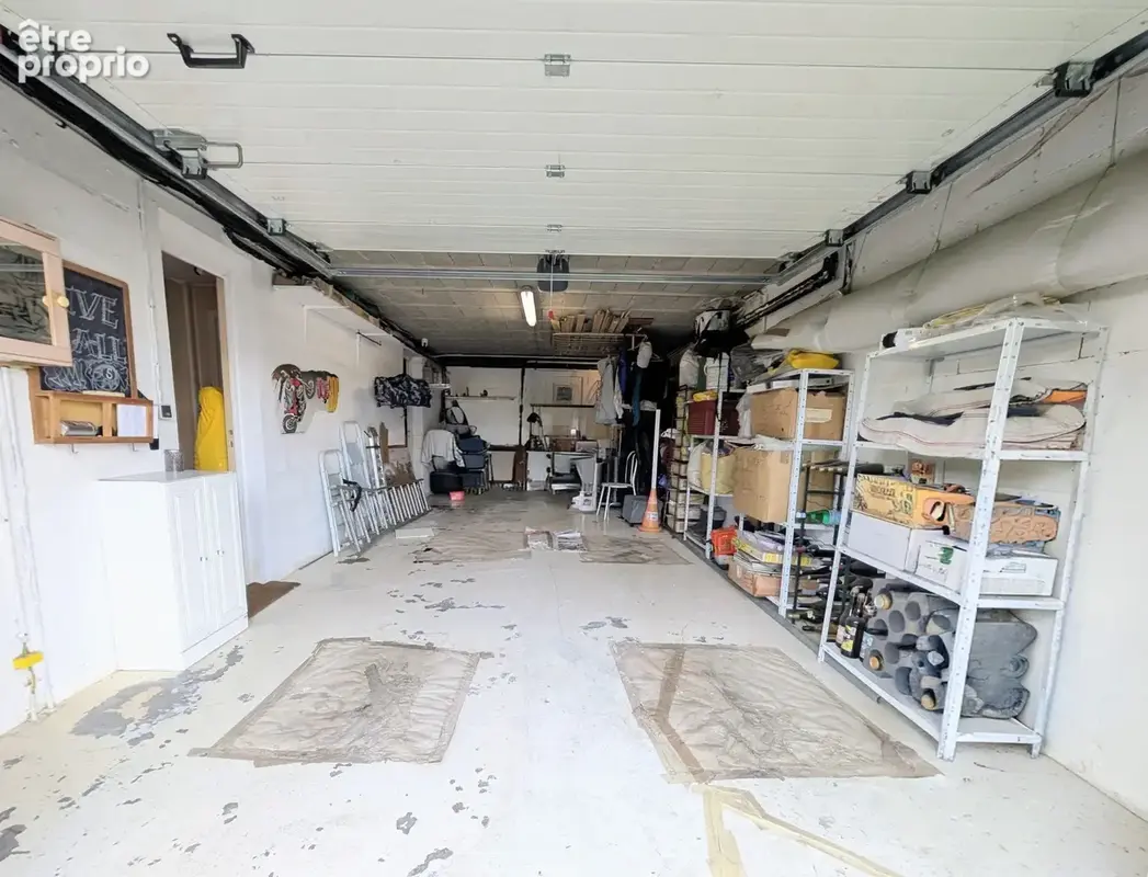 Maison avec vue dégagée, RER C à pied - photo 22