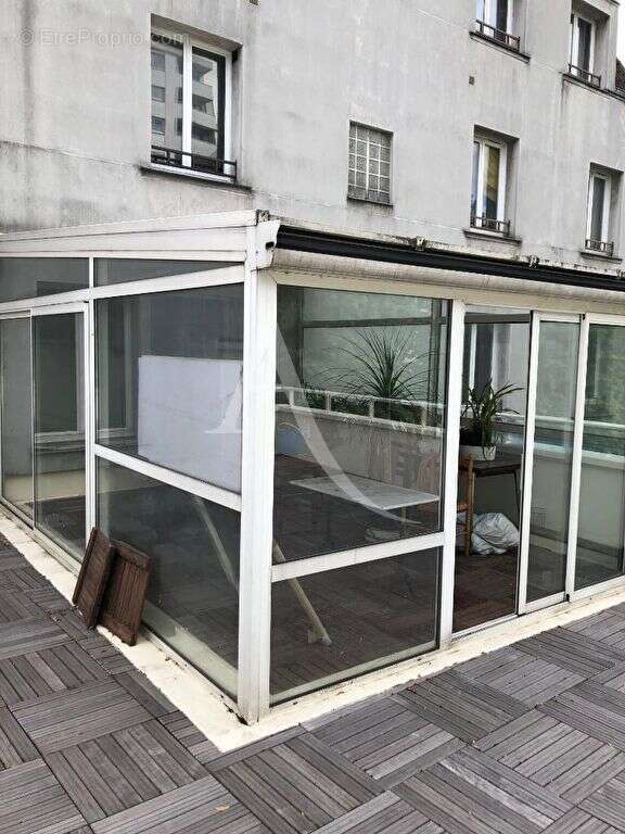 Appartement à AUBERVILLIERS