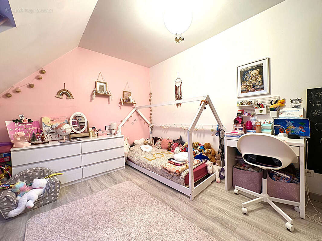 Maison à SAINT-LUBIN-DES-JONCHERETS