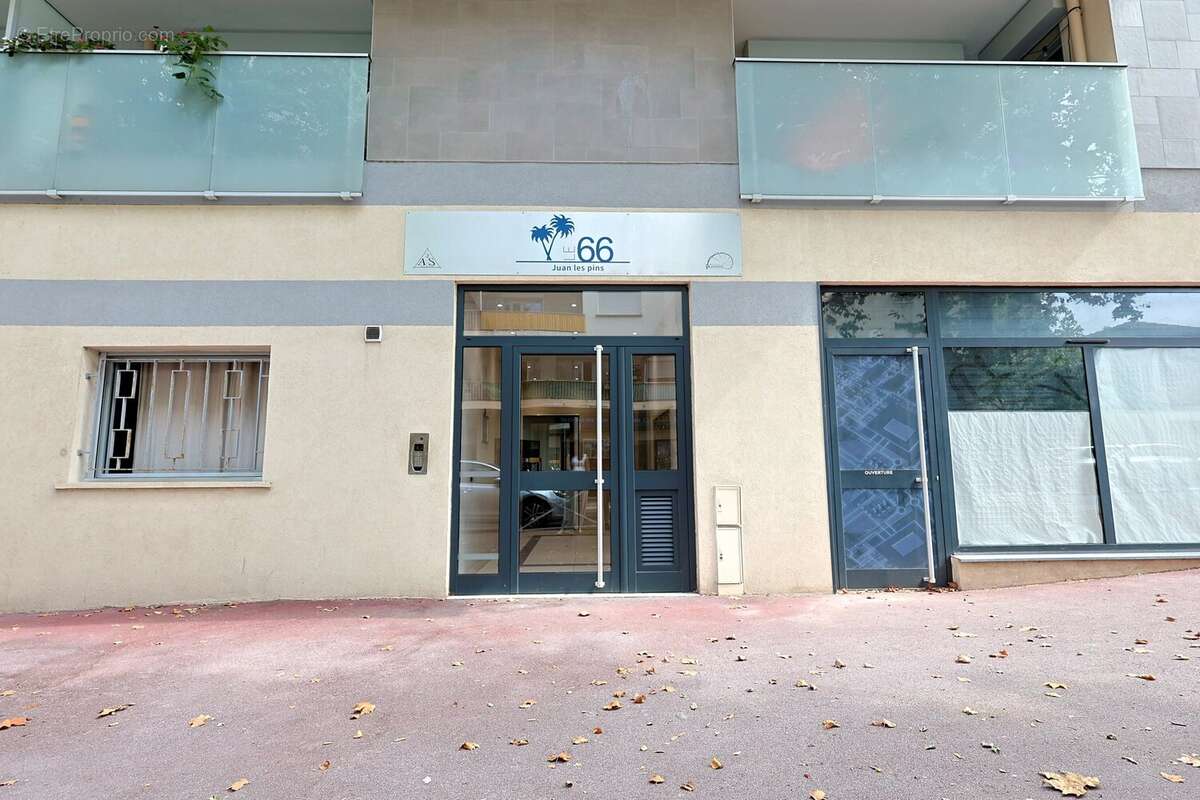 2 pièces récent avec terrasse à proximité de la mer – juan-les-pins - photo 15