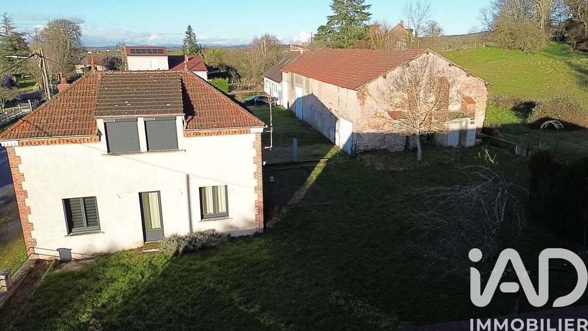 Photo 3 - Maison à BOURBON-LANCY