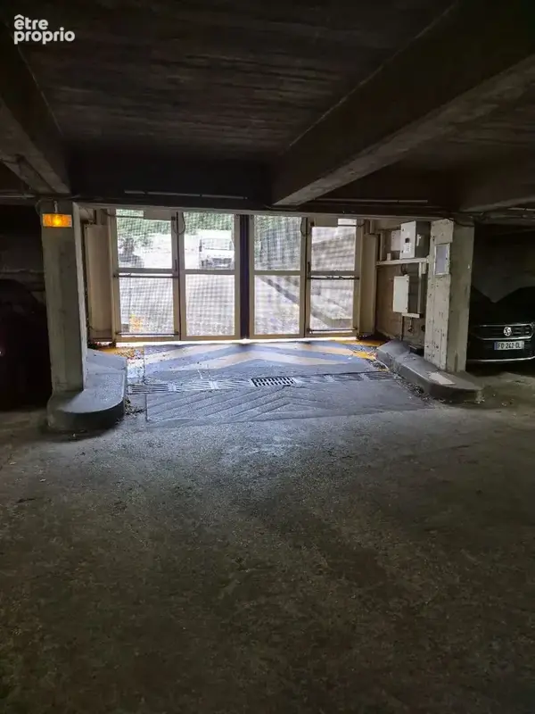 Place de PARKING dans copropriété sécurisée - Paris 12 - photo 2