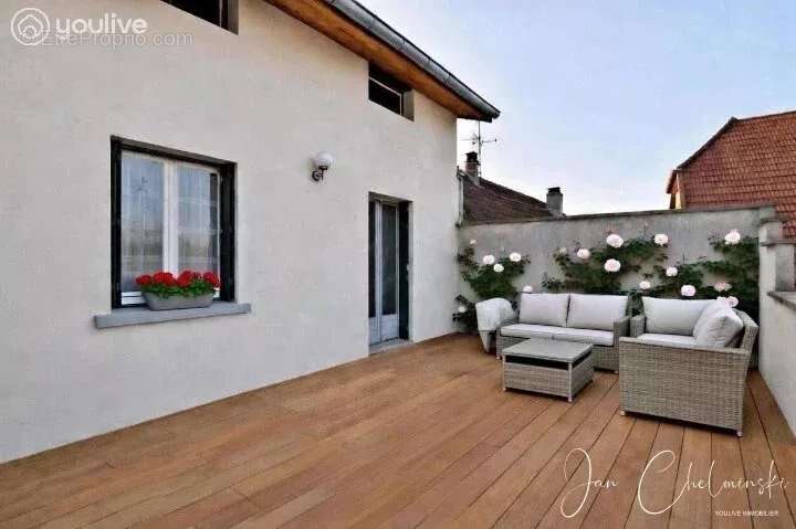 Maison à COURCELLES-LES-MONTBELIARD