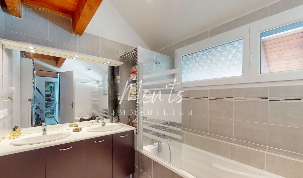 Appartement à CHEVRIER