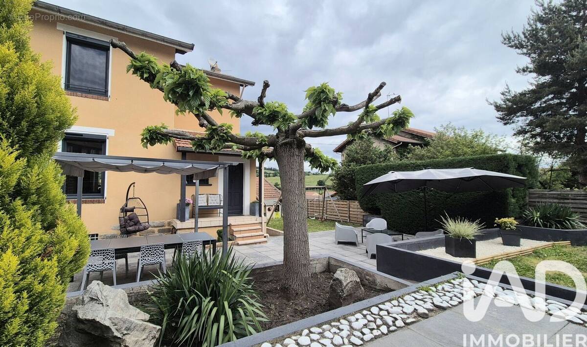Photo 1 - Maison à ROCHE-LA-MOLIERE