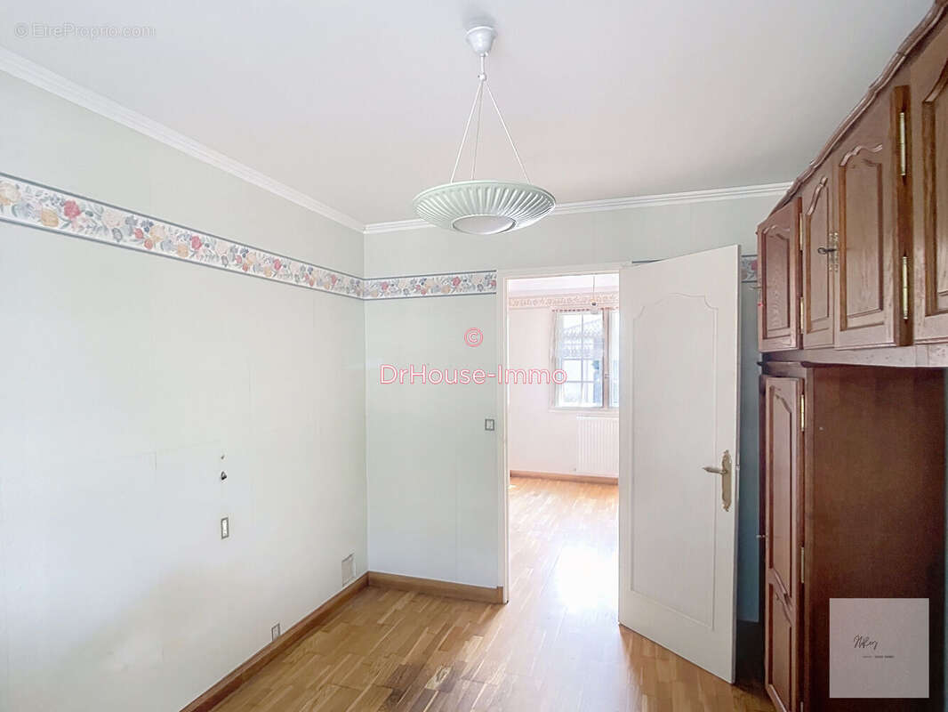 Maison 140 m² à Ingre  - photo 7