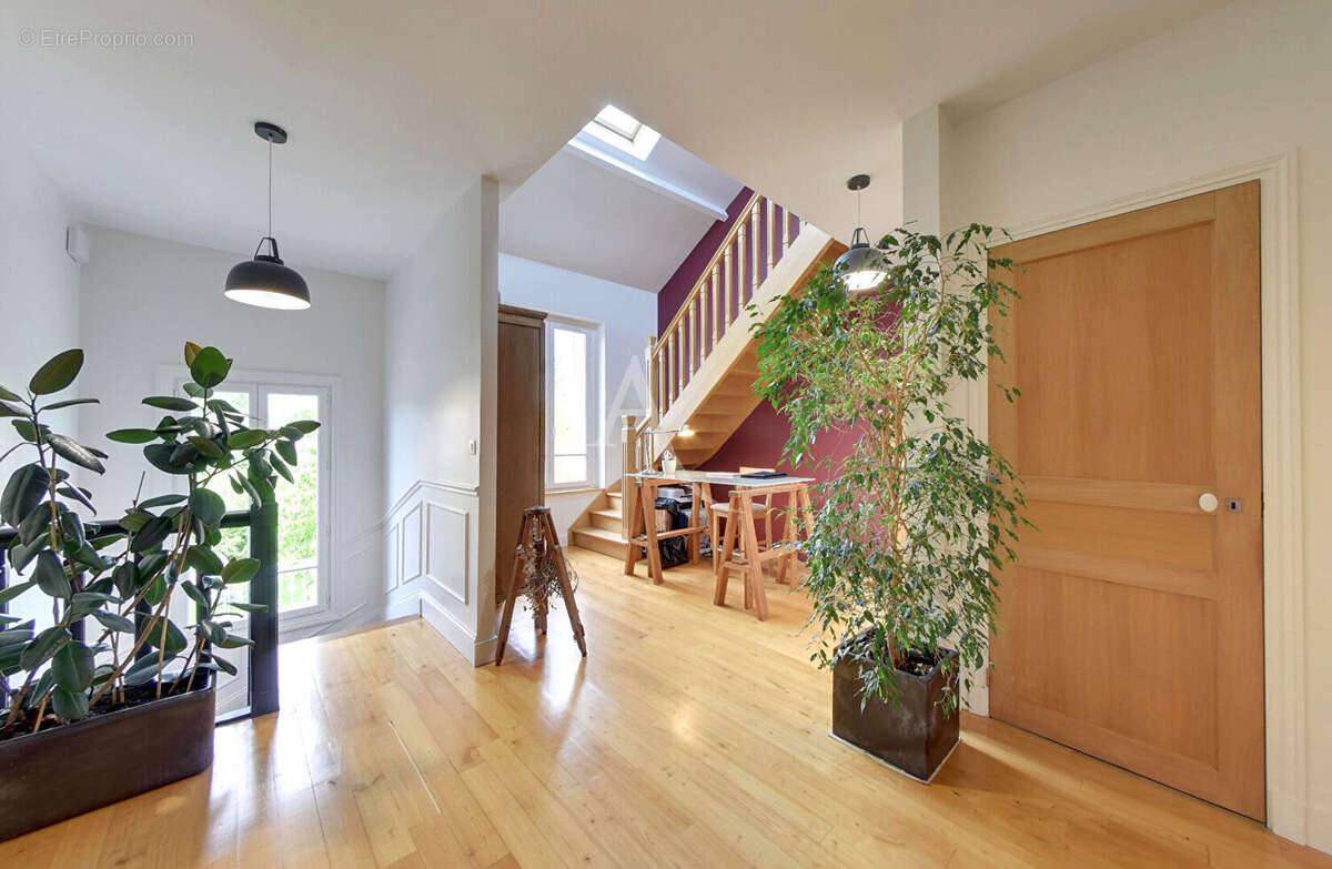 Maison à GRISY-SUISNES