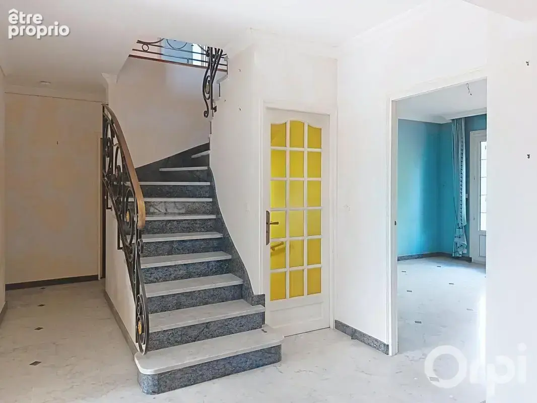 Maison à Vendre de 5 pièces à Longjumeau(192m2) - photo 7