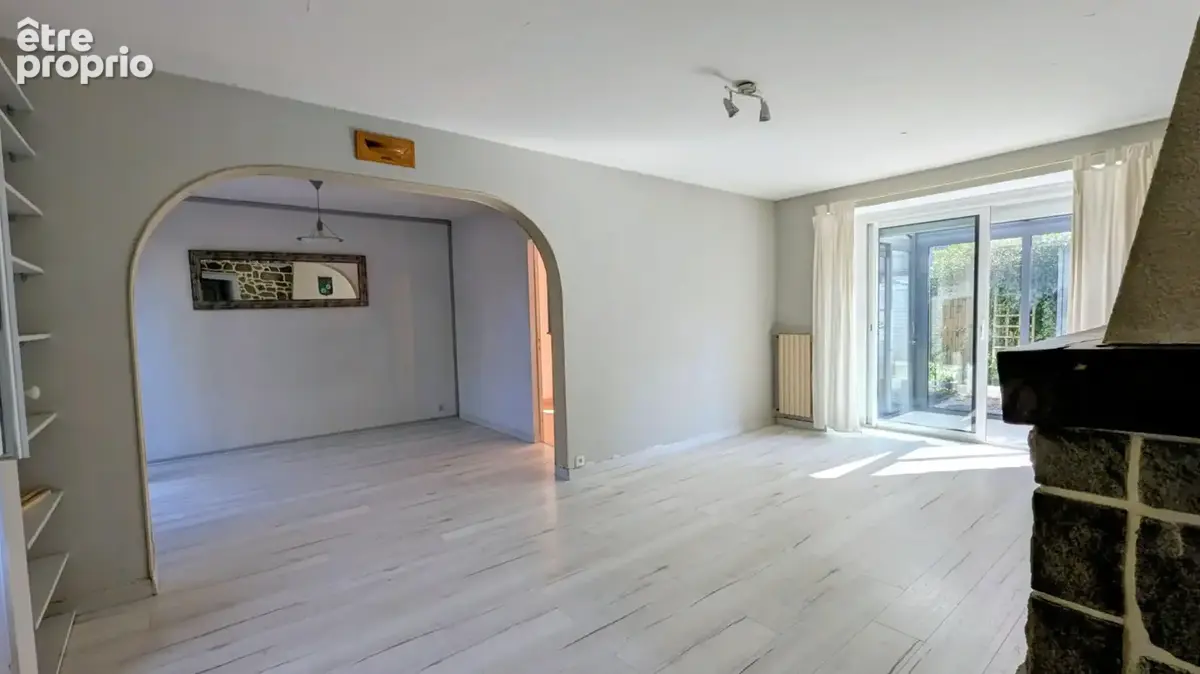 Maison pierres  6 pièces - 107 m² - LE TRONCHET  CENTRE - photo 5