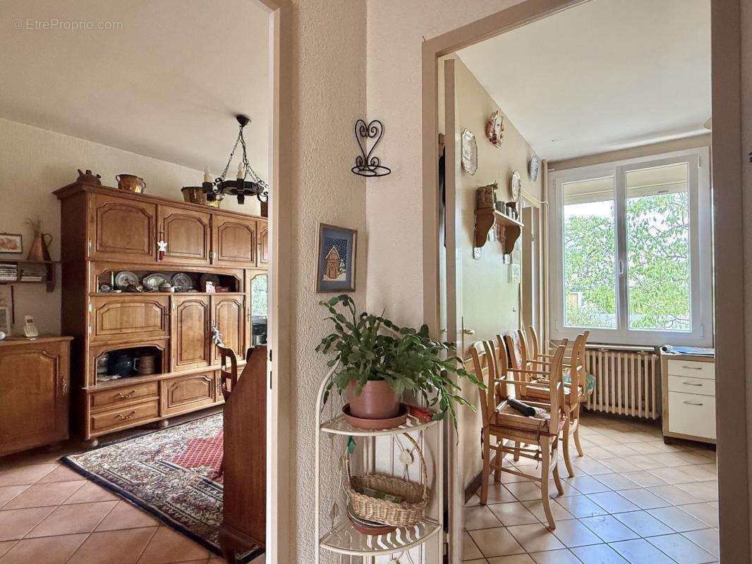 A vendre, Dijon, maison 3 chambres, sous-sol, terrain - photo 5