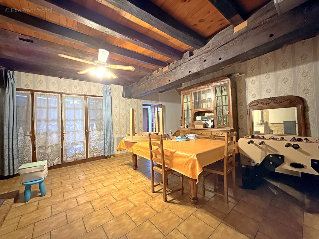 Maison à SAINT-GERMAIN-DE-LA-RIVIERE