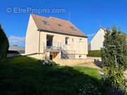 Maison à PERVENCHERES