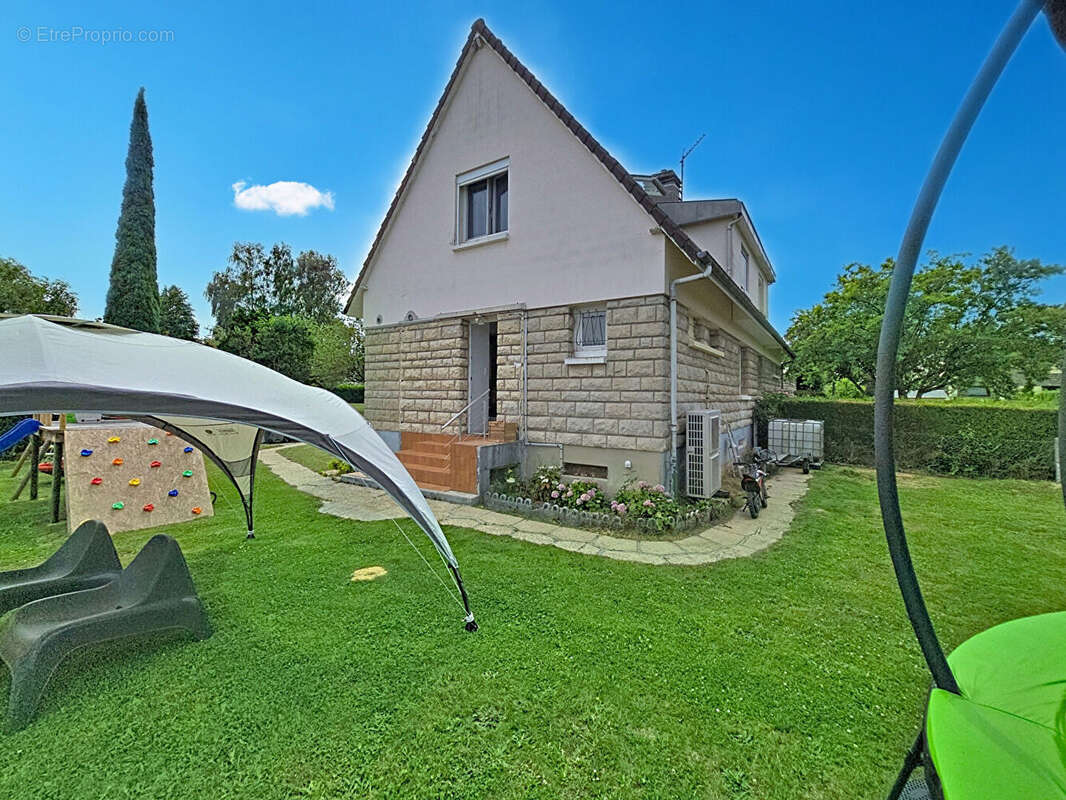 Maison à QUINCAMPOIX