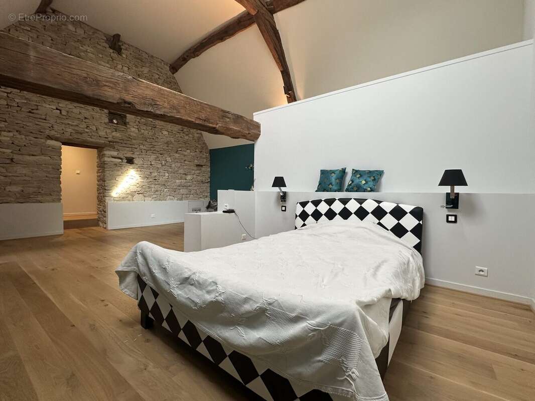Maison à MEURSAULT