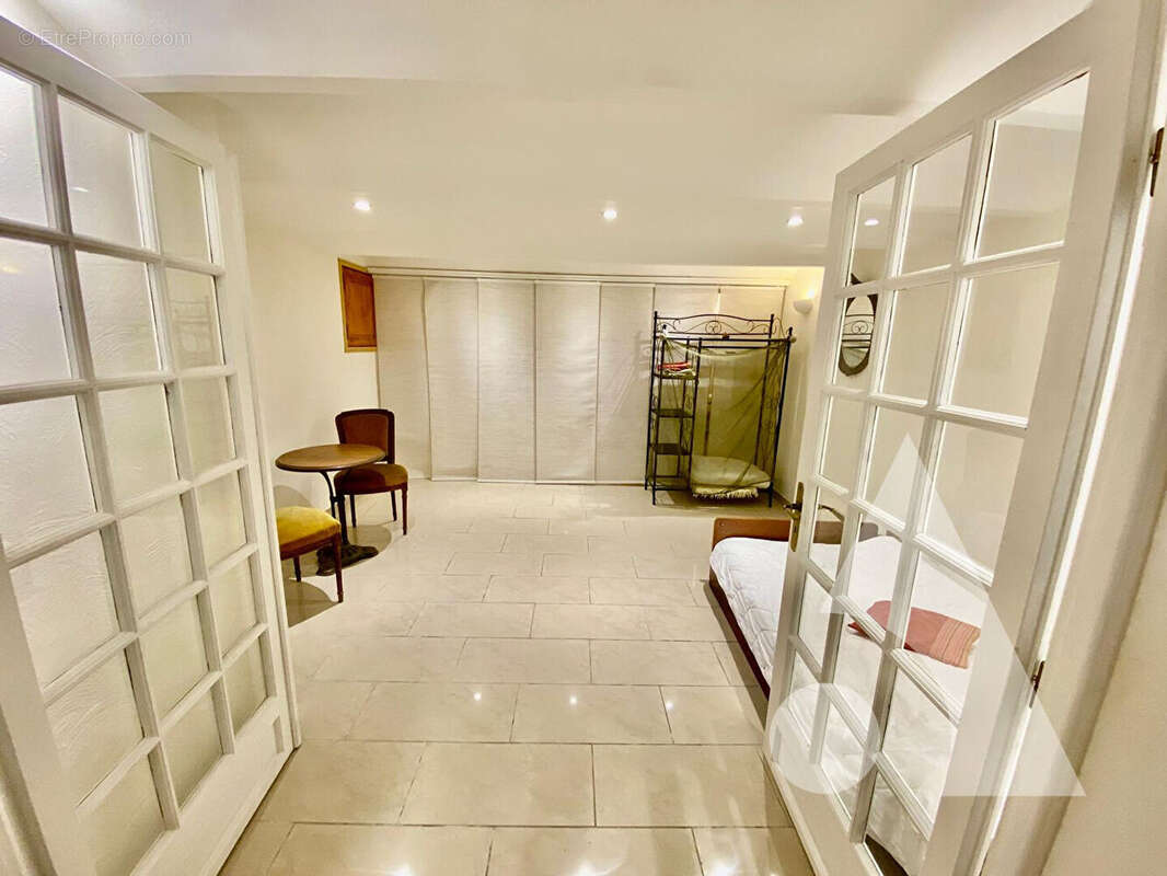 Appartement à LORGUES