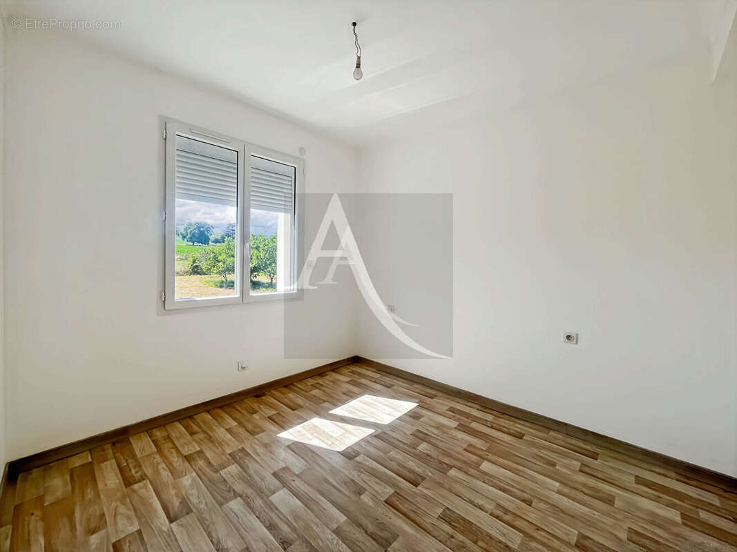 Maison à MONSEMPRON-LIBOS