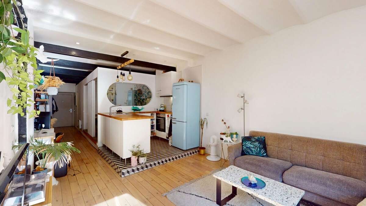 Appartement à PARIS-11E