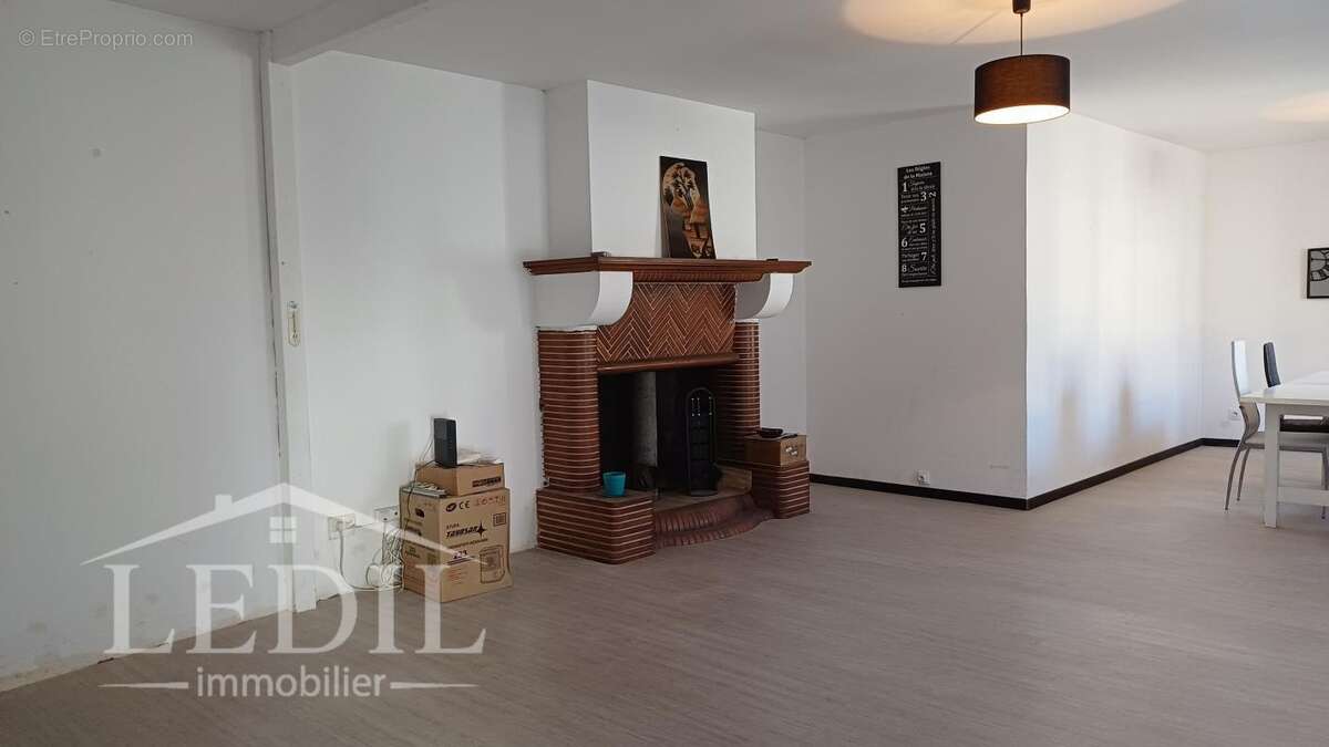 Maison à SAINT-SYMPHORIEN