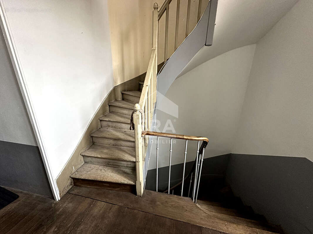 Immeuble de rapport 154m² à sens - photo 6