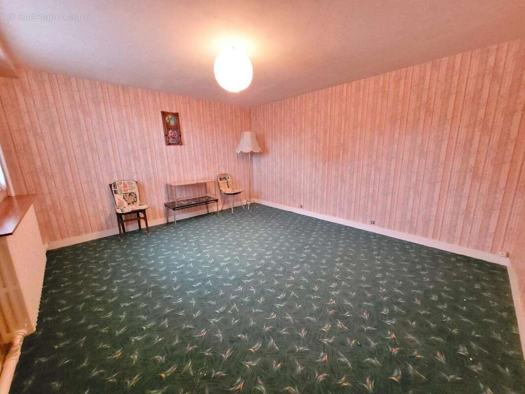 Maison à GOUSSAINVILLE