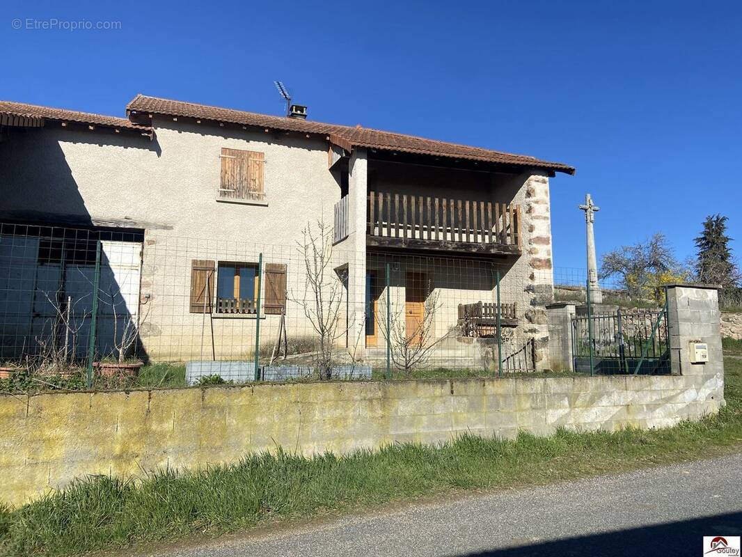 Maison à CREMEAUX