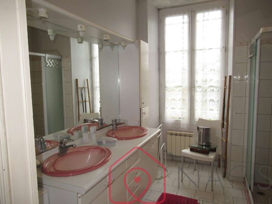 Maison à PIRMIL