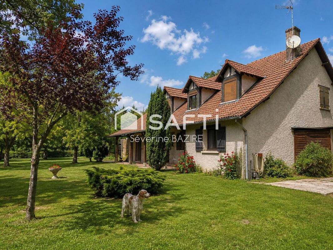 Photo 1 - Maison à THEVET-SAINT-JULIEN