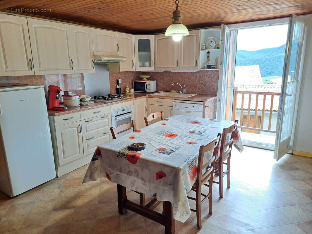 Maison avec vue dégagée et exposition plein SUD, potager et garage non attenants - photo 3
