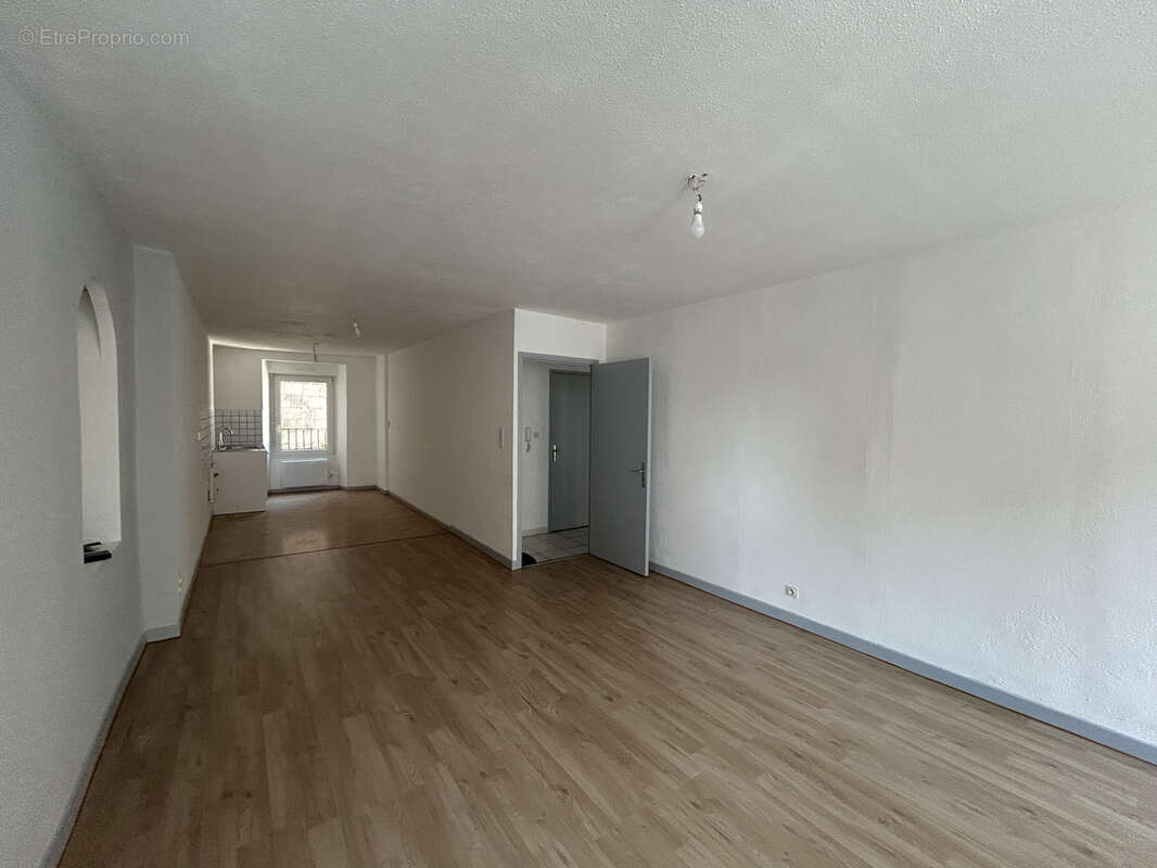 Appartement à LANGOGNE