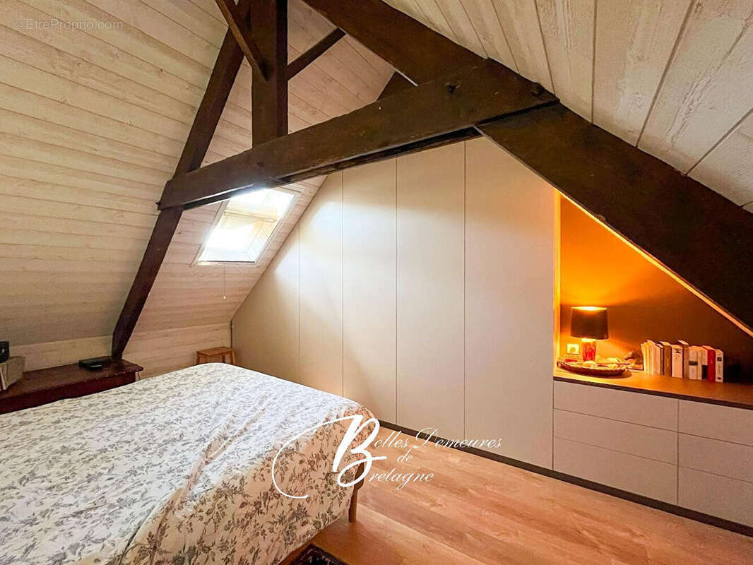 Maison à QUINTIN