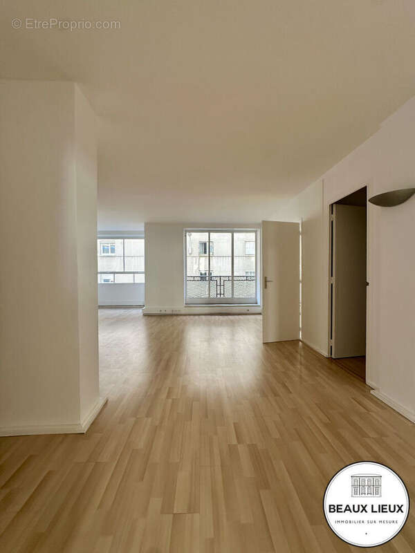 Appartement à LYON-6E