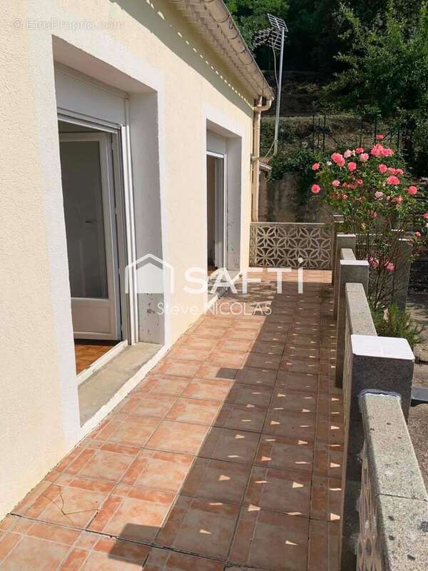 Photo 5 - Appartement à SAINT-FLORENT-SUR-AUZONNET