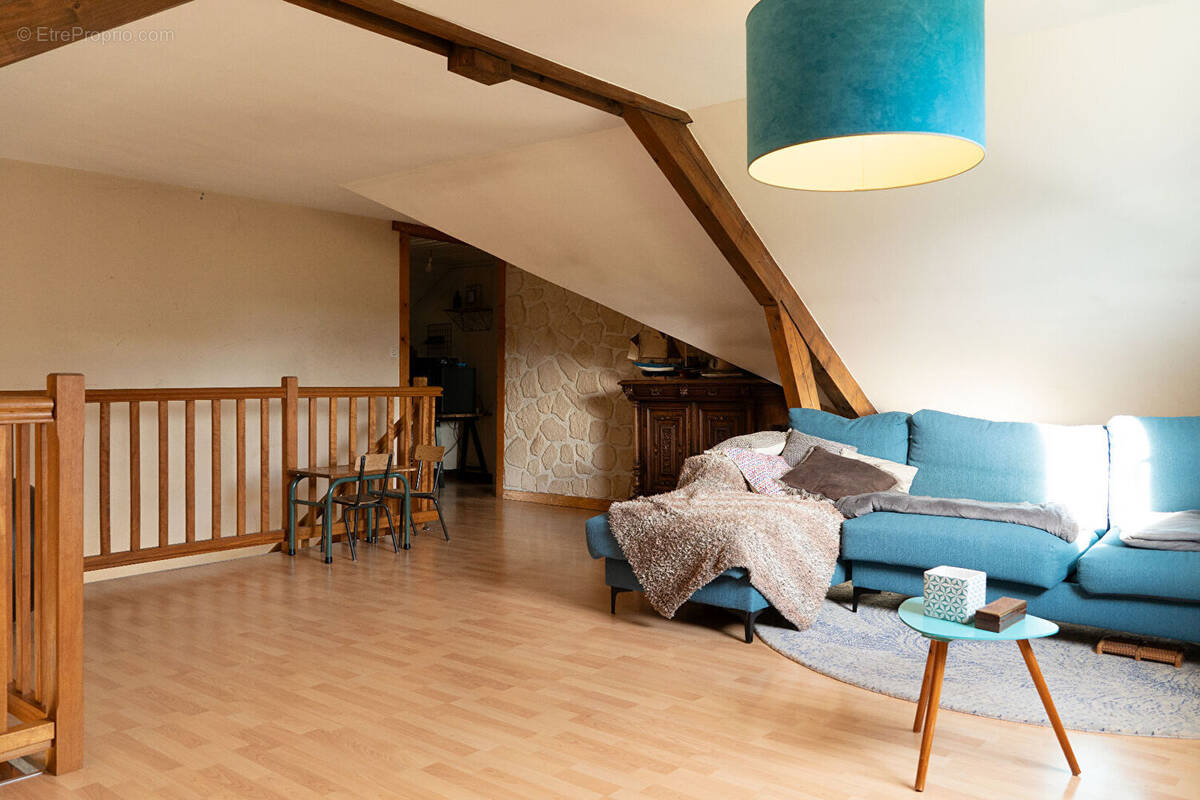 Maison à LA LONGEVILLE