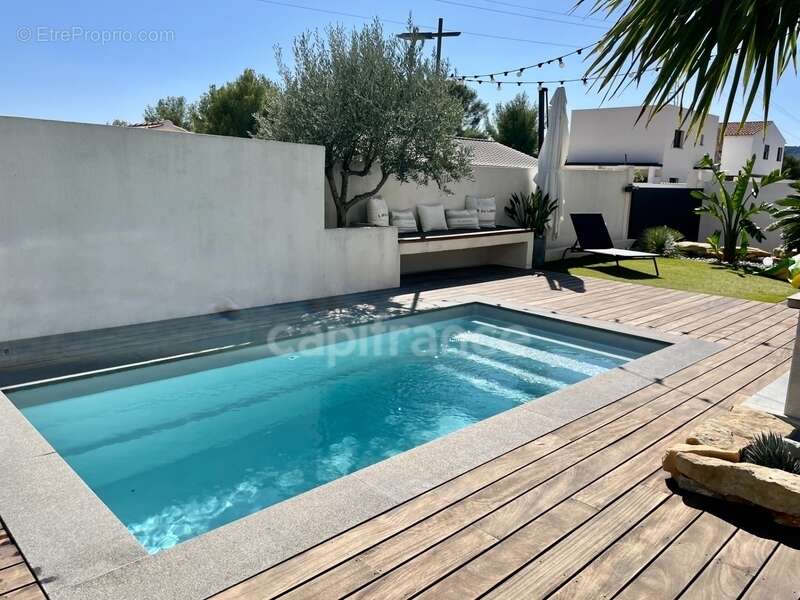 Maison à vendre contemporaine 6 pièces LA CIOTAT (13) - photo 5