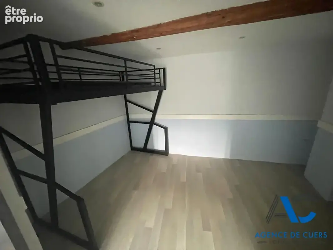 Appartement Cuers 3 pièce(s) 90 m2 - photo 6