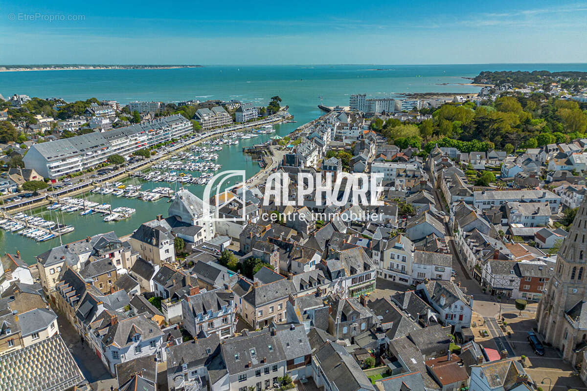 Le Pouliguen à 80m du port : Maison T5. - photo 2
